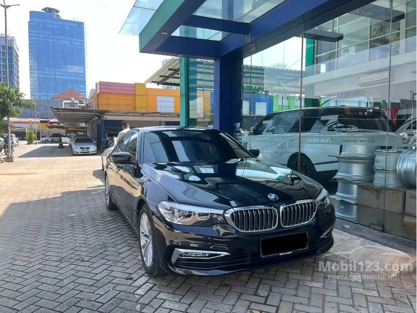 Jual Mobil BMW 530i 2018 Luxury 2.0 di DKI Jakarta Automatic Sedan Hitam Rp 750.000.000