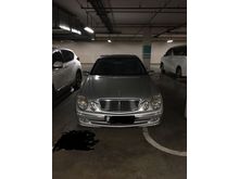 2004 Mercedes-Benz E240 2.6 Sedan
