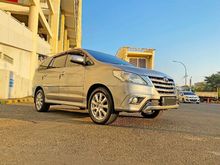 2014 Toyota Kijang Innova 2.0 V MPV Pajak Panjang 08-2021 Low KM 40rban ,NEGO Sampe JADI.