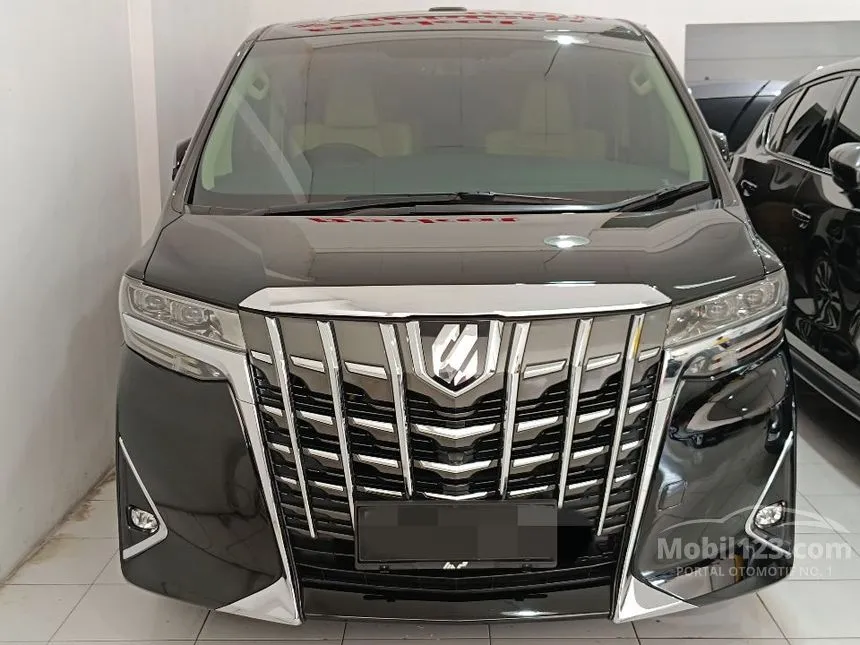 Jual Mobil Toyota Alphard 2018 G 2.5 di Jawa Timur Automatic Van Wagon Hitam Rp 820.000.001