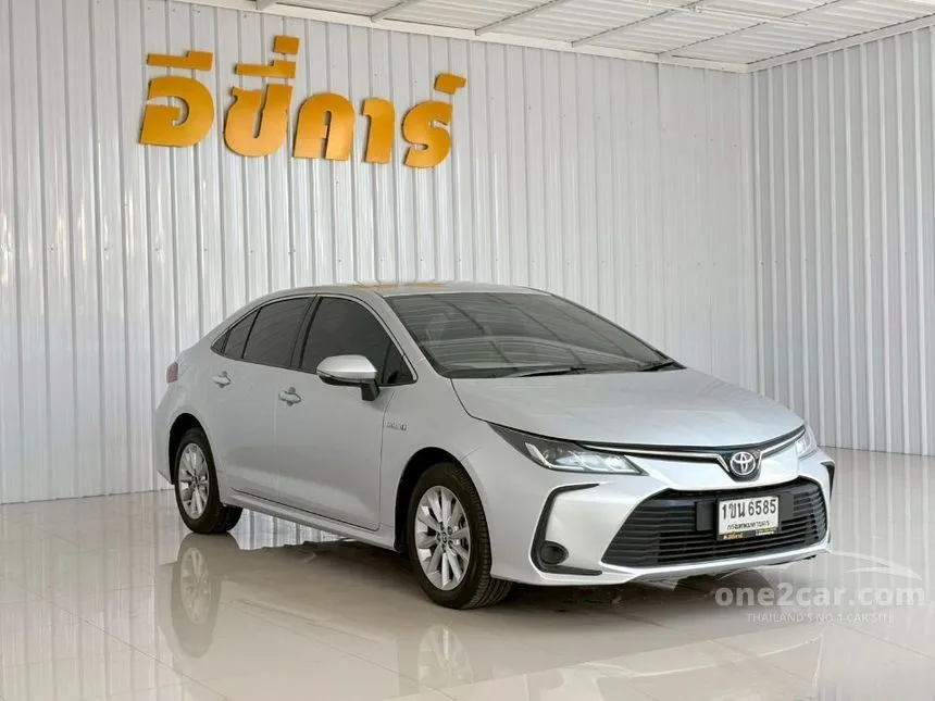 2020 Toyota Corolla Altis Hybrid Entry Sedan