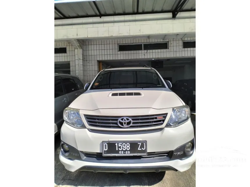 Jual Mobil Toyota Fortuner 2014 G 2.5 di Jawa Barat Automatic SUV Putih Rp 285.000.000