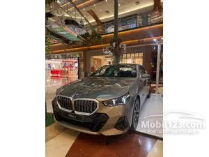 2025 BMW 520i 2.0 M Sport Sedan