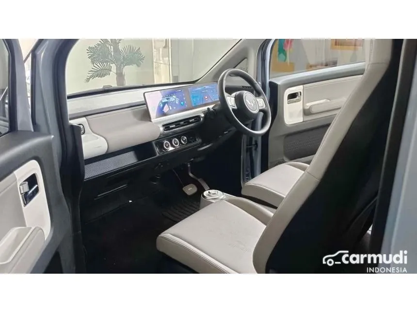 2024 Wuling EV Air ev Lite Long Range Hatchback