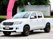 2013 Toyota Hilux Vigo 2.7 CHAMP DOUBLE CAB (ปี 11-15) E Pickup MT