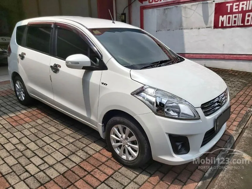 Jual Mobil Suzuki Ertiga 2015 GL 1.4 di Jawa Timur Manual MPV Putih Rp 134.999.999