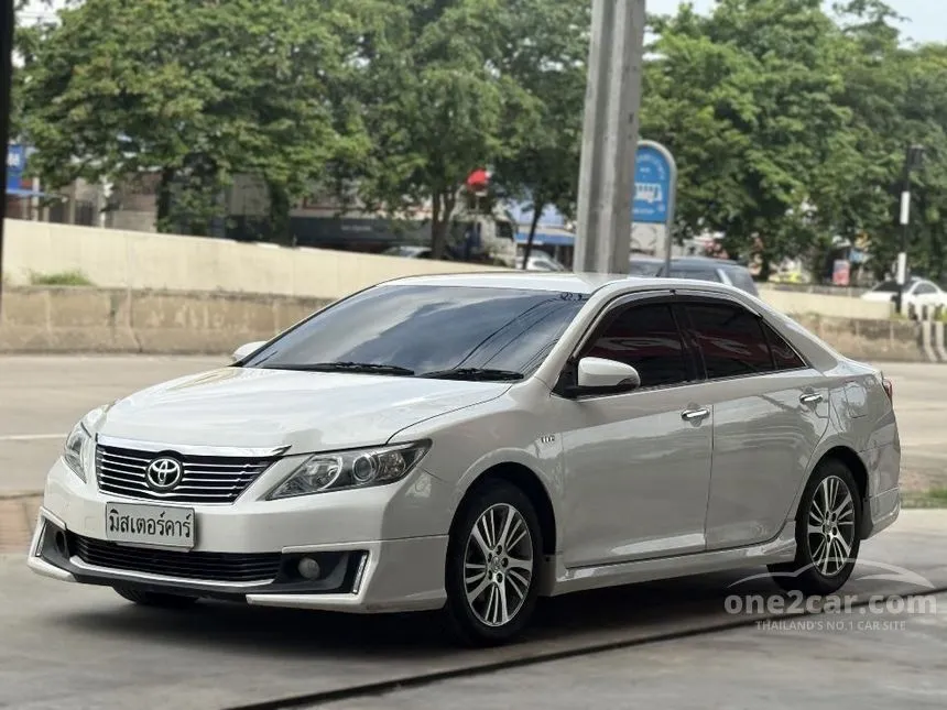 2014 Toyota CAMRY G Extremo Sedan