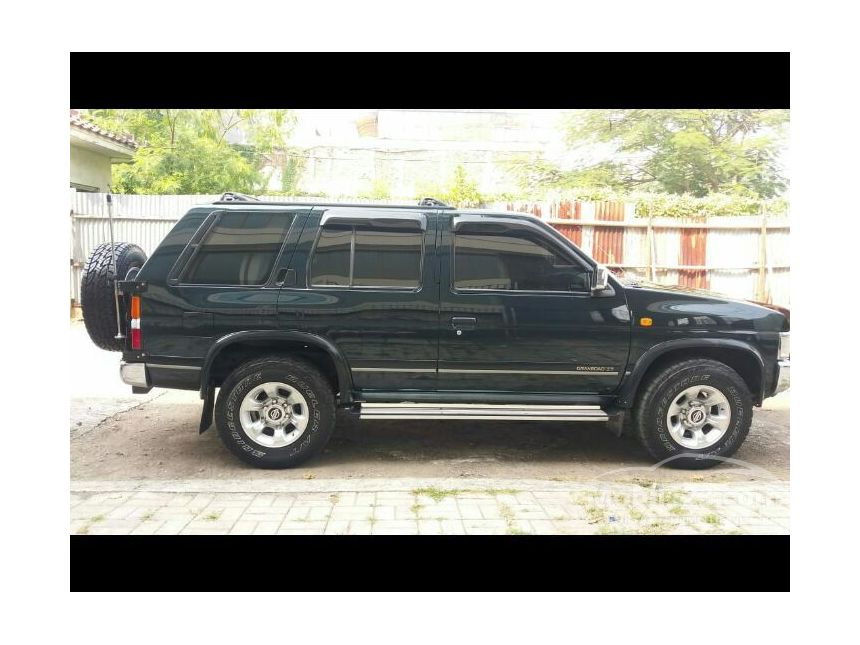 Jual Mobil  Nissan  Terrano 1997  SGX 2 4 di Banten Manual 