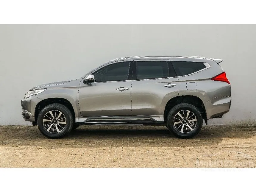 2020 Mitsubishi Pajero Sport Dakar 4X2 SUV