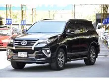2016 Toyota FORTUNER 2.8 (ปี 15-25) V 4WD SUV