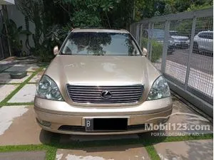 2001 Lexus LS 430 4.3 Sedan