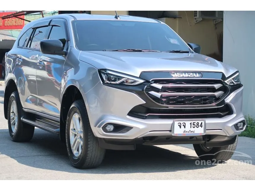 2022 Isuzu MU-X Active SUV