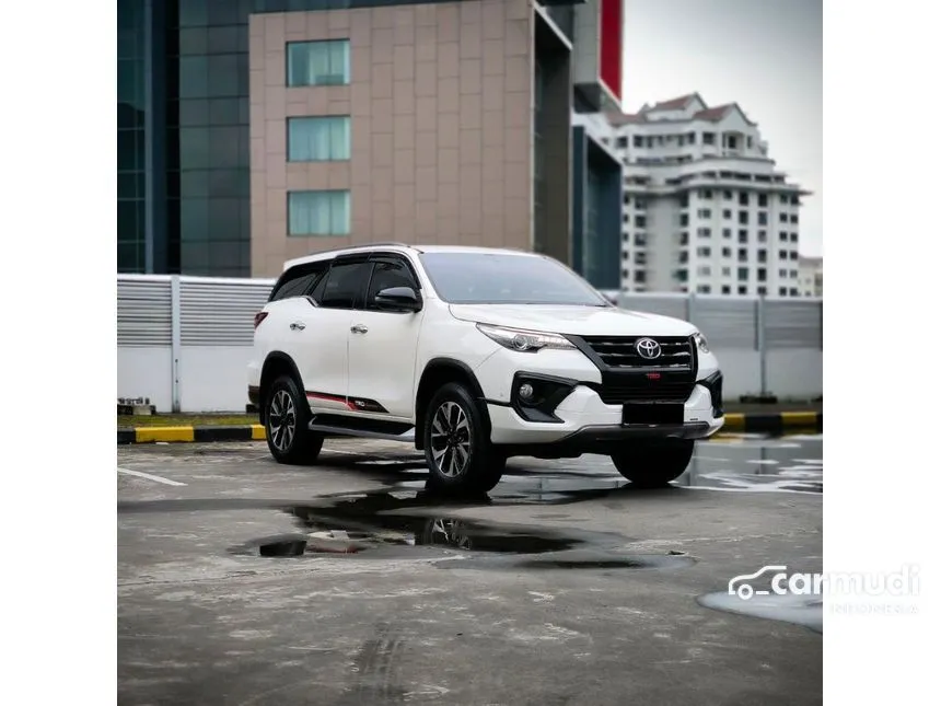 2018 Toyota Fortuner VRZ TRD 4X2 SUV