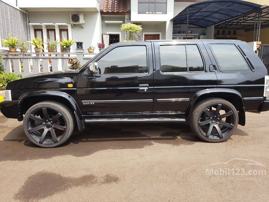 2005 Nissan Terrano Spirit S3 SUV