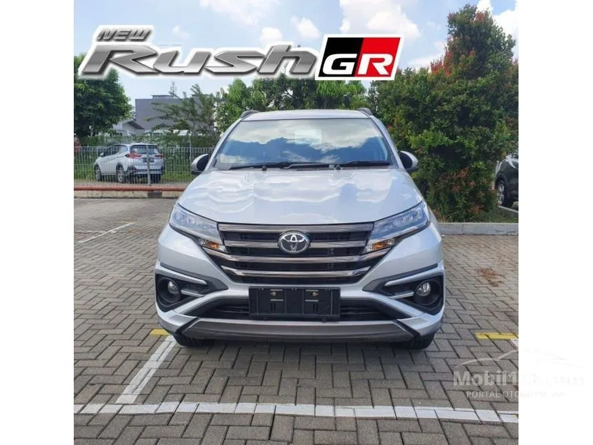 Jual Mobil Toyota Rush 2024 S GR Sport 1.5 di Banten Automatic SUV Silver Rp 281.000.000