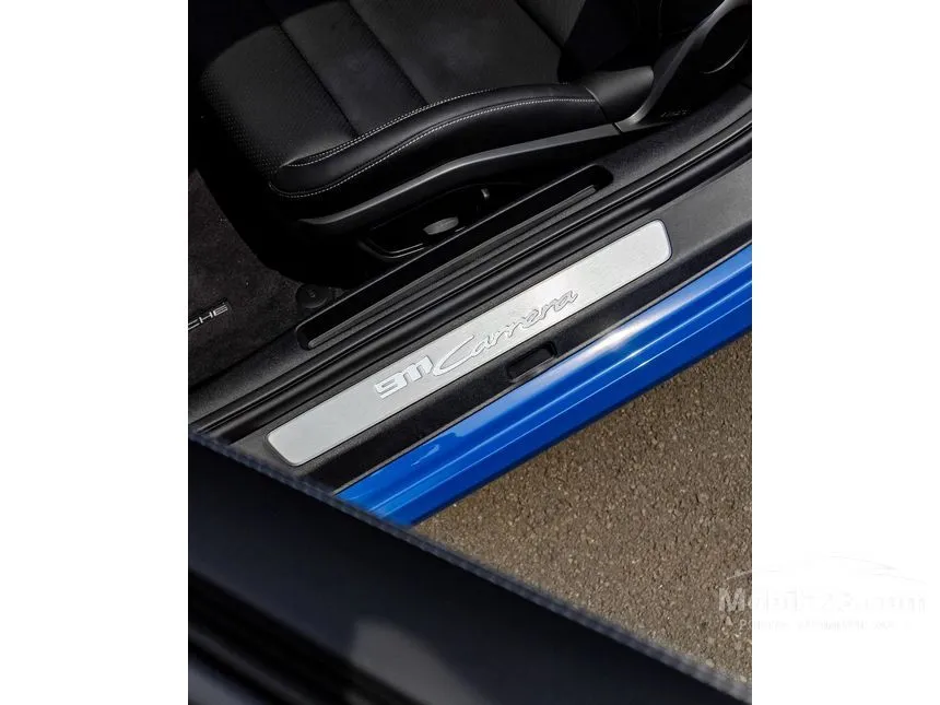 2025 Porsche 911 Carrera Coupe