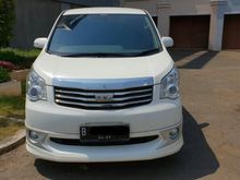 2013 Toyota NAV1 Automatic Pertamax 2.0 Luxury V