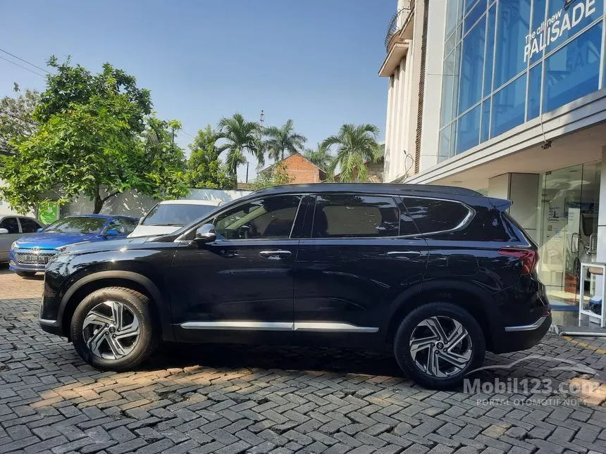 Jual Mobil Hyundai Santa Fe 2021 CRDi Signature 2.2 di DKI Jakarta ...