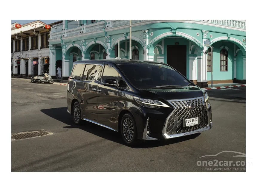 2021 Lexus LM300h Executive (7-Seater) Van