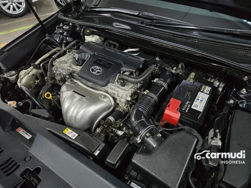 2020 Toyota Camry V Sedan