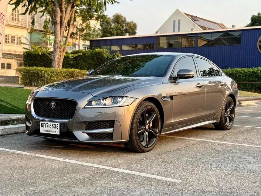 2017 Jaguar XF 20d Portfolio Sedan