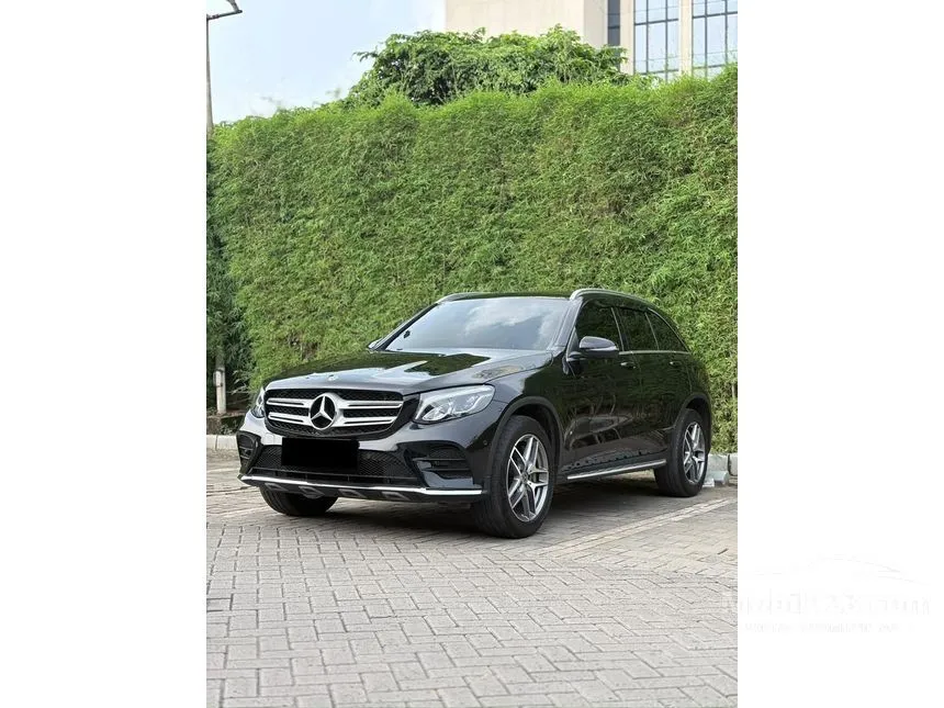 2019 Mercedes-Benz GLC200 AMG Line SUV