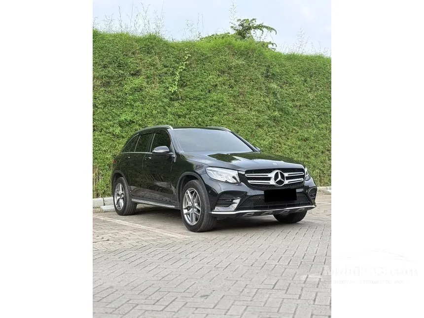 2019 Mercedes-Benz GLC200 AMG Line SUV