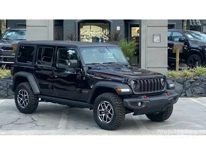 Jual Mobil Jeep Wrangler 2025 Rubicon Unlimited 4 Door 2.0 di Jawa Tengah Automatic SUV Hitam Rp 2.389.000.000
