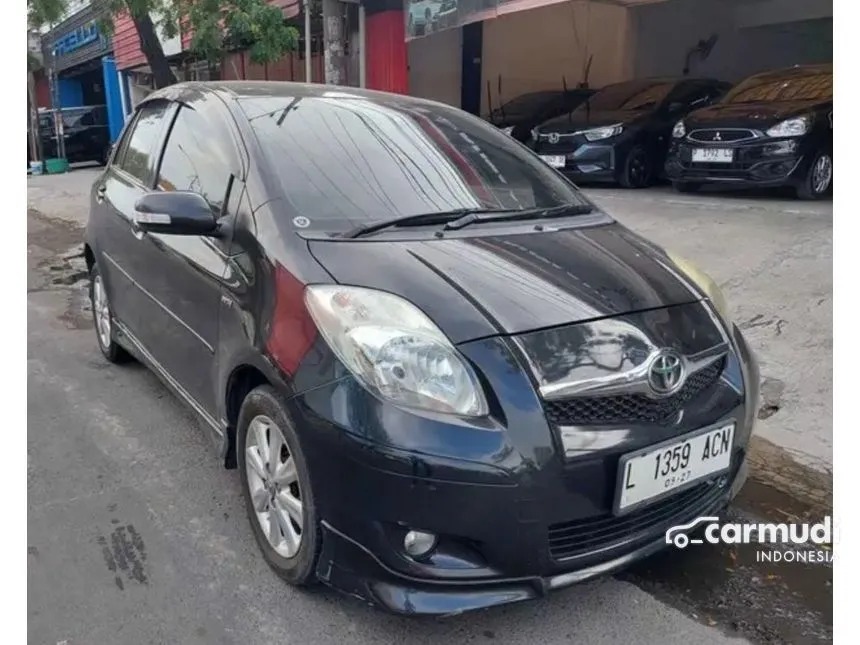 2010 Toyota Yaris S Limited Hatchback