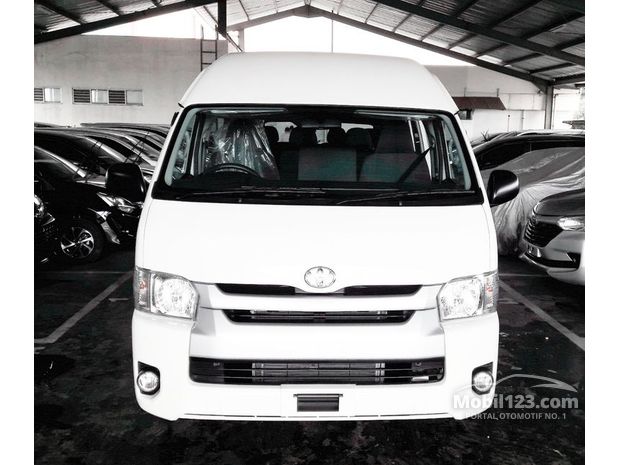 Toyota  Hiace  Mobil  Bekas Baru dijual di Indonesia Dari 