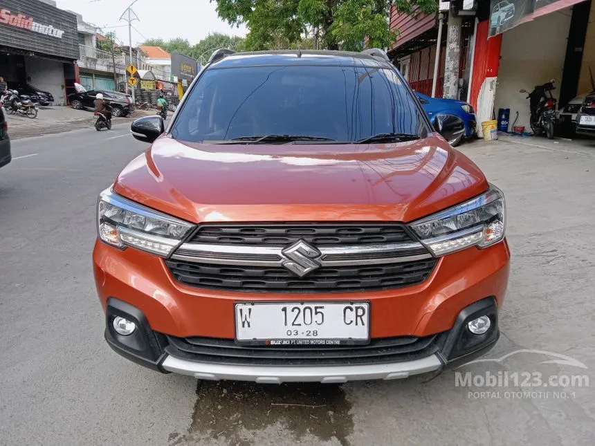 Jual Mobil Suzuki XL7 2022 ALPHA 1.5 di Jawa Timur Automatic Wagon Orange Rp 235.000.000