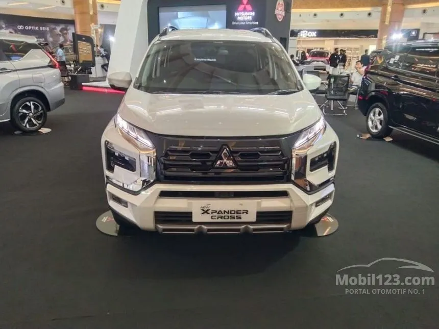 Jual Mobil Mitsubishi Xpander 2024 CROSS 1.5 di DKI Jakarta Manual Wagon Putih Rp 255.900.000