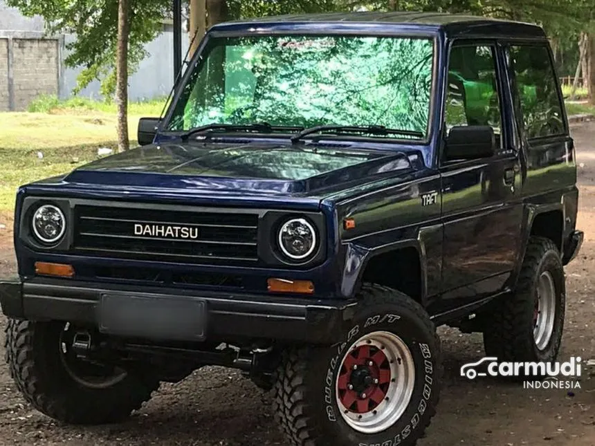 Jual Mobil Daihatsu Taft 1985 F70 GT 2.8 di Jawa Barat Manual Jeep Biru