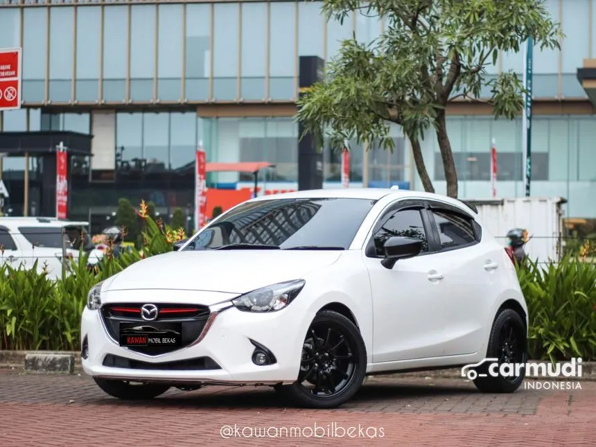 2016 Mazda 2 R Hatchback