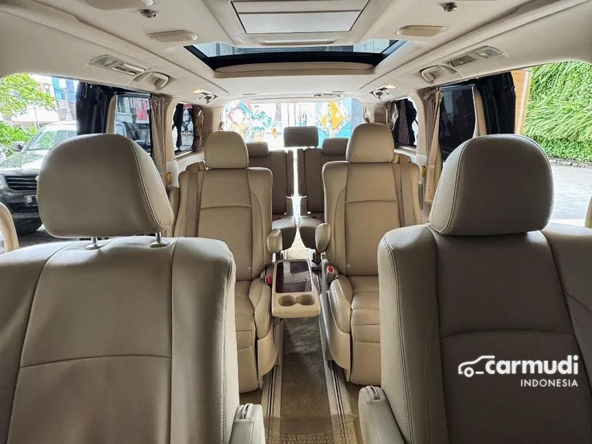 2011 Toyota Alphard G MPV