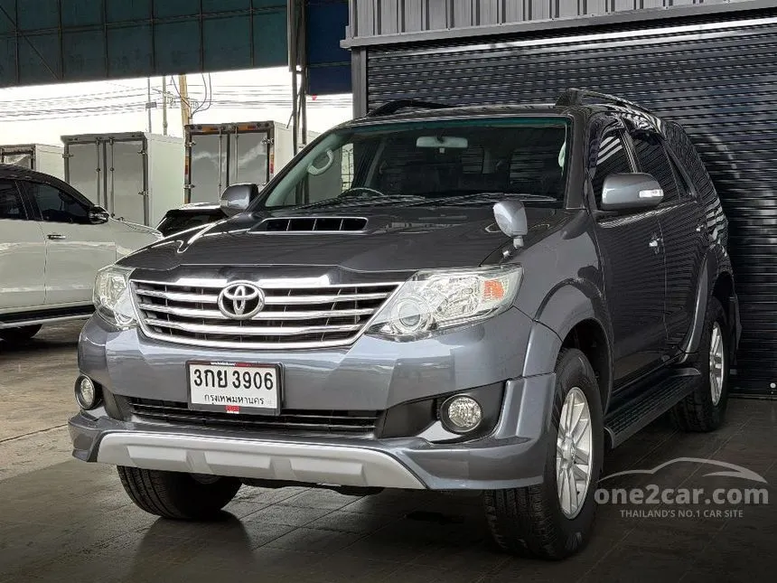 2014 Toyota FORTUNER V SUV