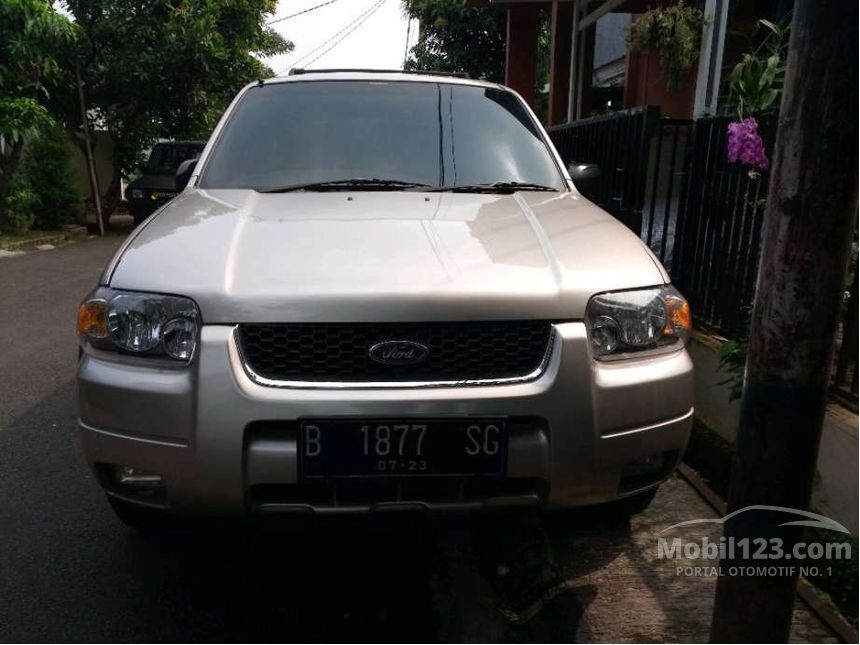 2003 Ford Escape XLT 4x2 SUV