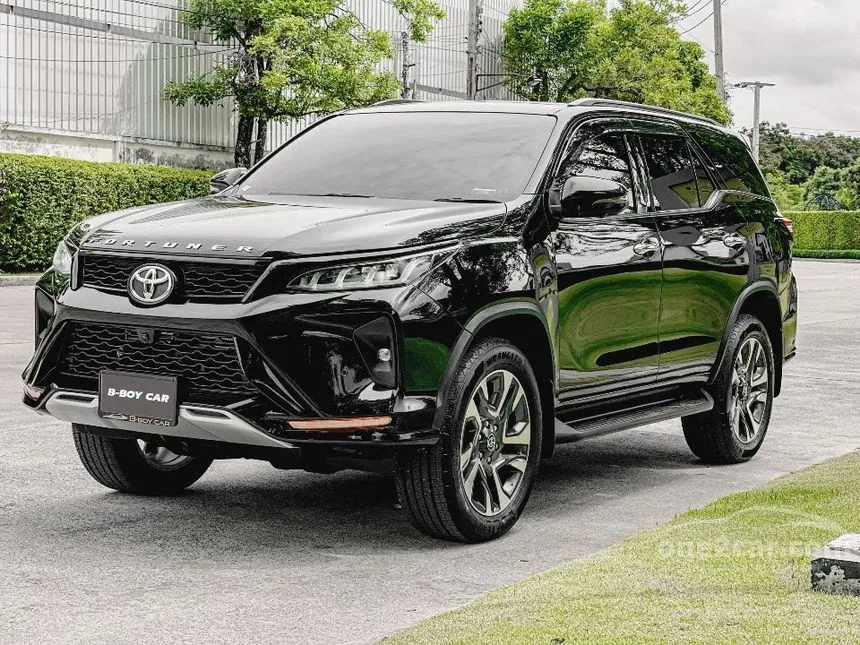 2020 Toyota Fortuner V SUV
