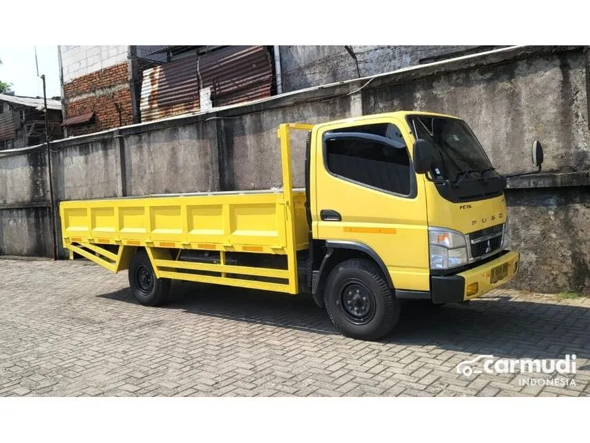 2023 Mitsubishi Canter FE 71 L Trucks