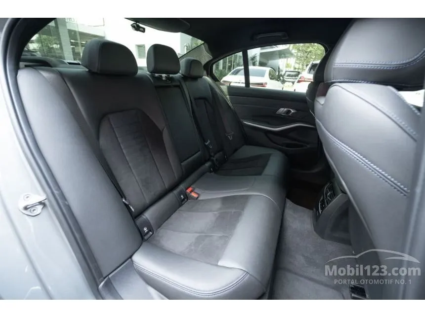 2024 BMW 320i M Sport Sedan