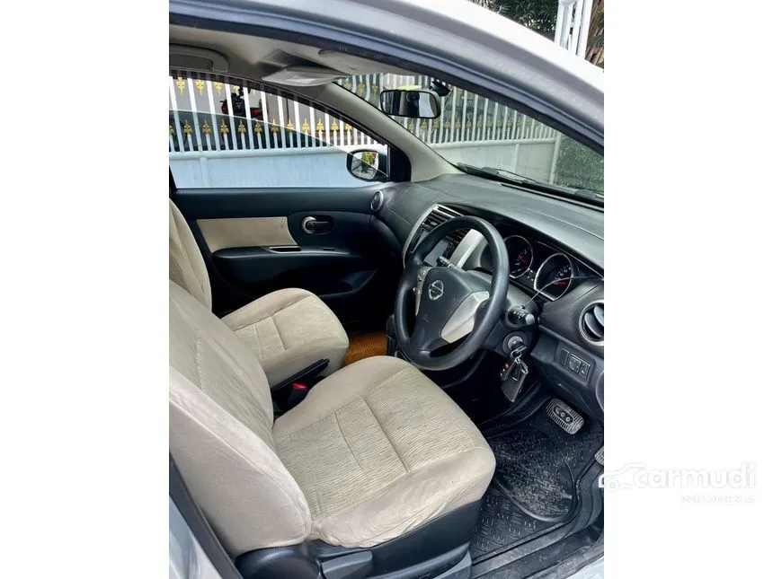 2017 Nissan Grand Livina XV MPV