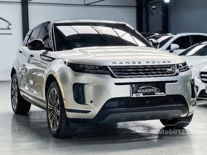 2024 Land Rover Range Rover Evoque P250 SE MHEV SUV