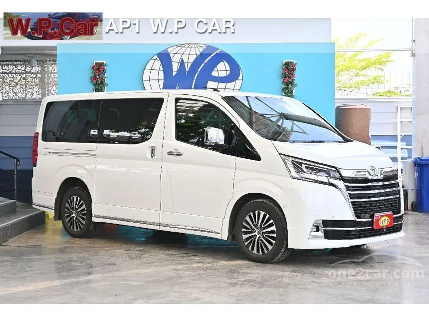 2020 Toyota Majesty Premium Van