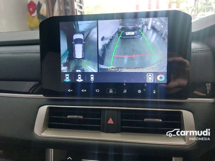 2023 Mitsubishi Xpander Cross Premium MPV