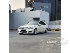 2011 Mercedes-Benz C300 3.0 Avantgarde Sedan
