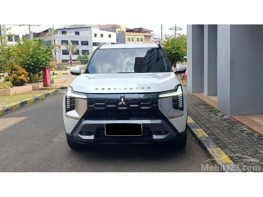 2025 Mitsubishi Destinator Ultimate SUV