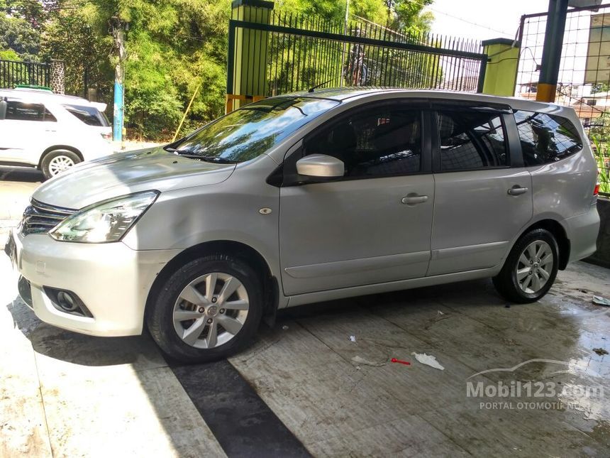 Jual Mobil Nissan Grand Livina 2014 XV 1.5 di Jawa Barat 