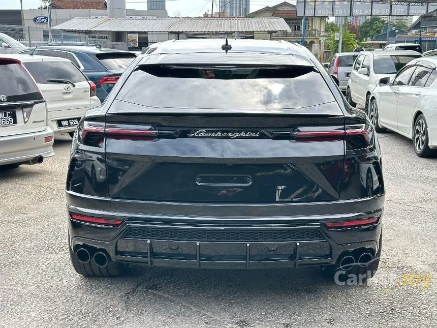 2022 Lamborghini Urus SUV