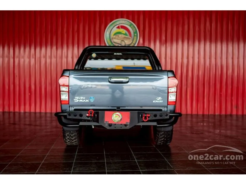 2017 Isuzu D-MAX Vcross Z-Prestige Cab-4 Pickup