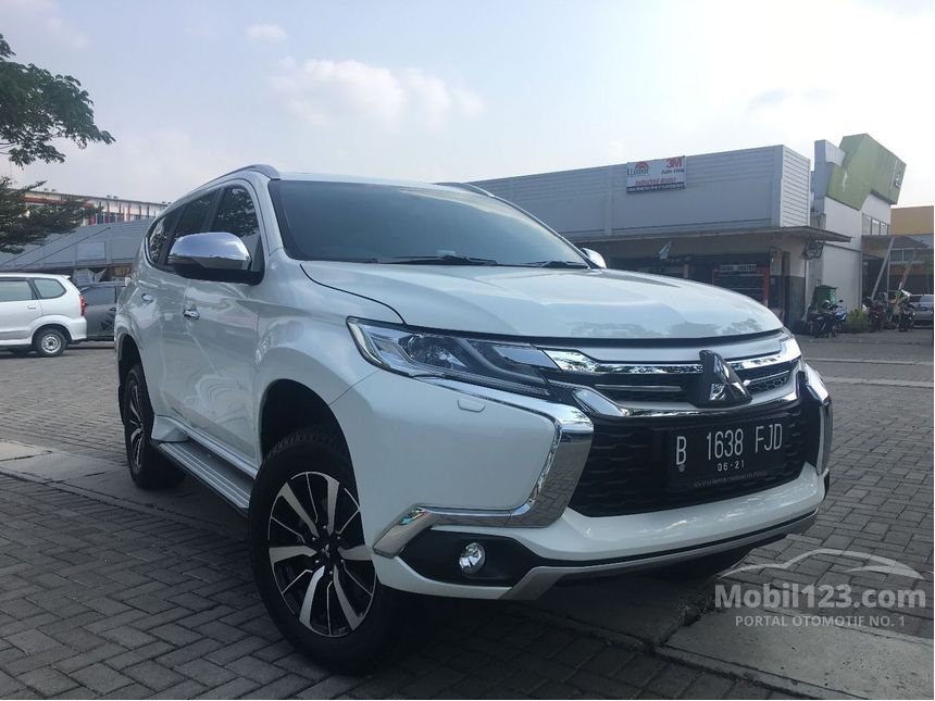 Jual Mobil  Mitsubishi Pajero  Sport  2021 Dakar  2 5 di Jawa 